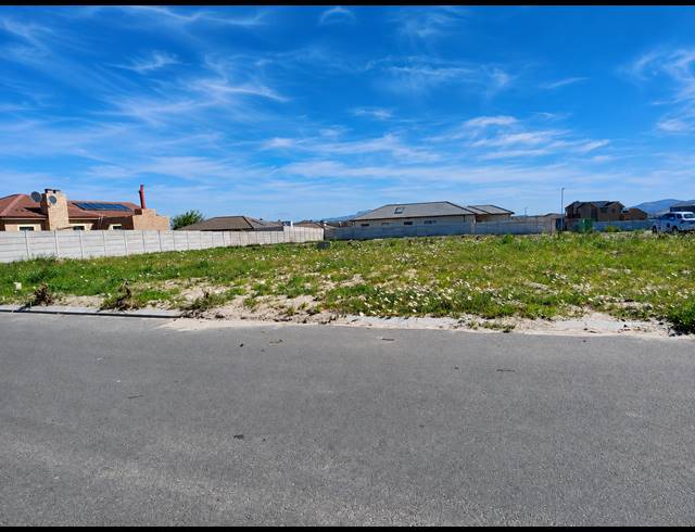 819M² VACANT LAND FOR SALE IN HAASENDAL